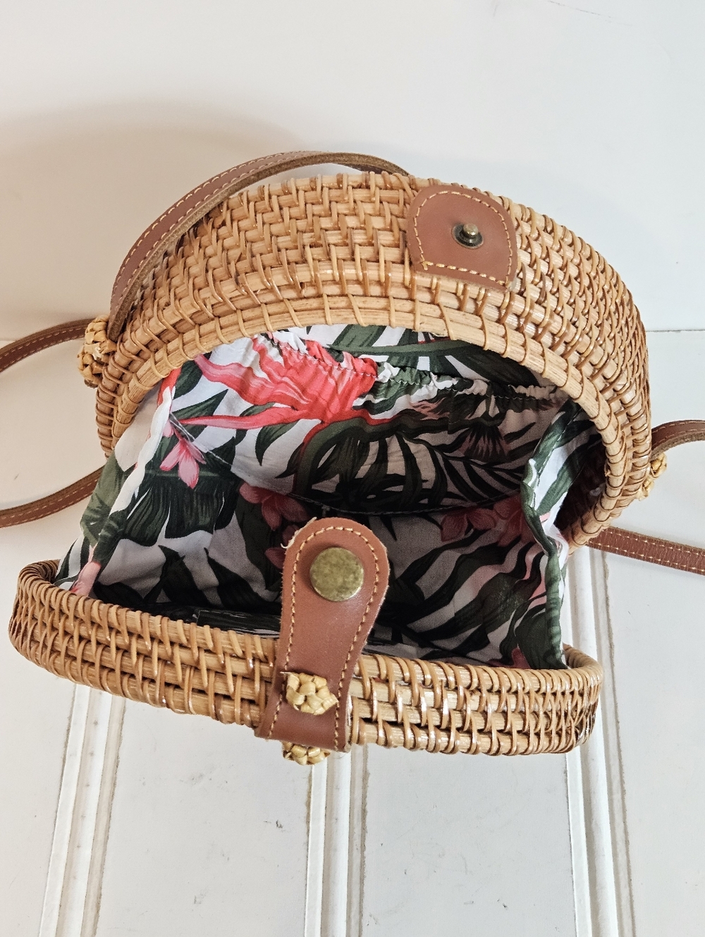 Round Rattan Woven Crossbody Bag Bali Boho Canteen Straw Floral - Picture 7 of 12